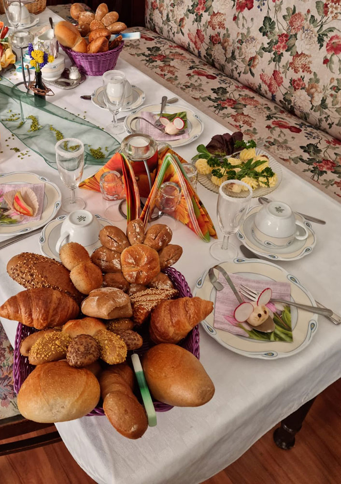 Frühstück im Café